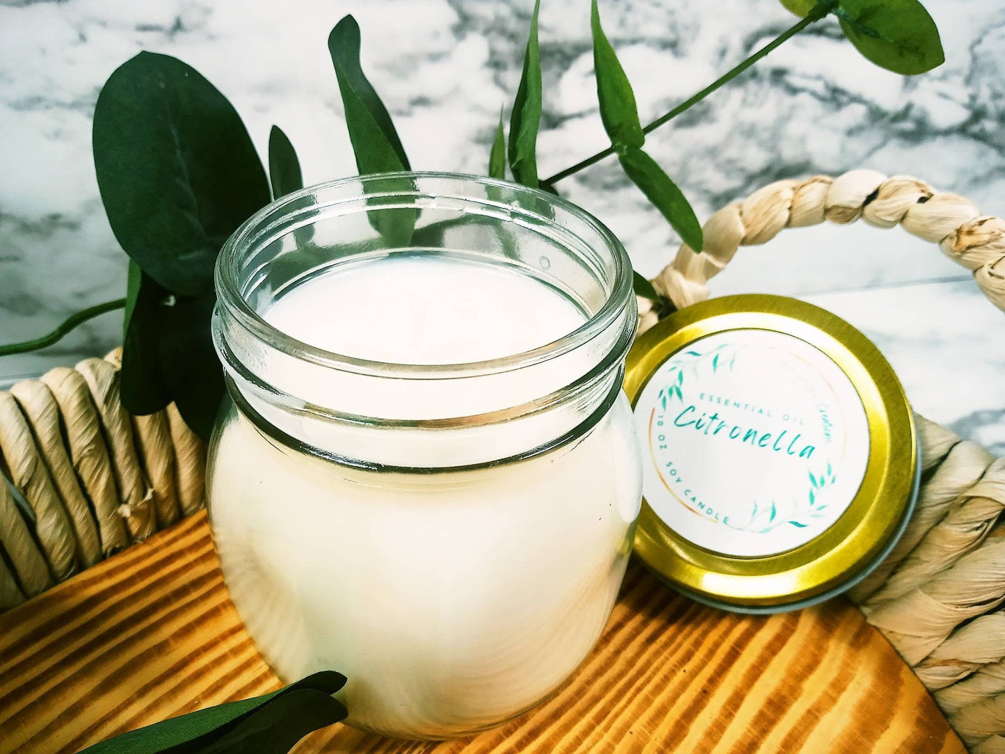 Natural Bug Repellent Spray with Essential Oils