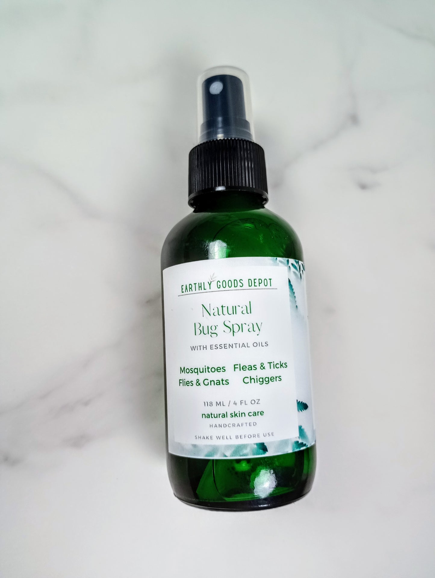Natural Bug Repellent Spray with Essential Oils